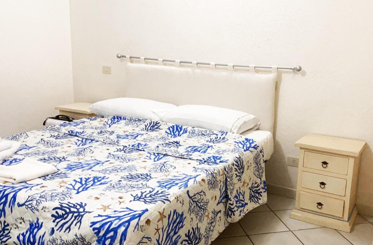 Le Gemme Di Mirto Aparthotel Palau Buitenkant foto