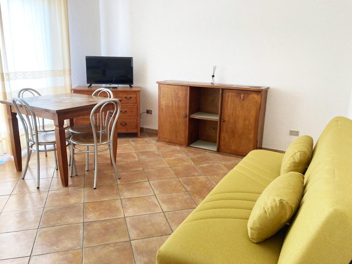 Le Gemme Di Mirto Aparthotel Palau Buitenkant foto